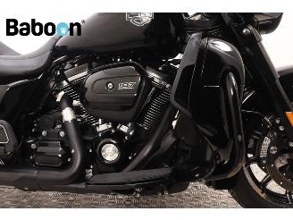 Harley-Davidson  FLHTK Ultra Glide Limited ABS picture 12