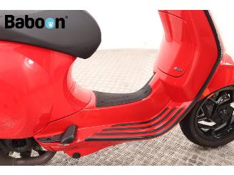 Vespa  Sprint 4T Racing 60s 45KM picture 12