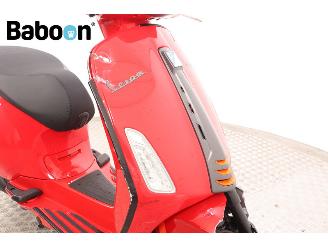 Vespa  Sprint 4T Racing 60s 45KM picture 10