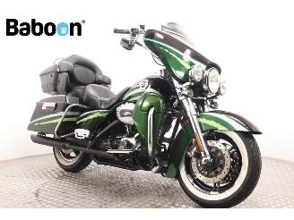 Harley-Davidson  FLHTCUSE CVO Ultra Classic picture 2