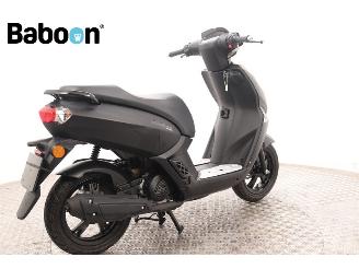 Peugeot  Kisbee Black Edition picture 8