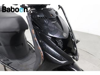 Piaggio  Zip 25KM picture 9