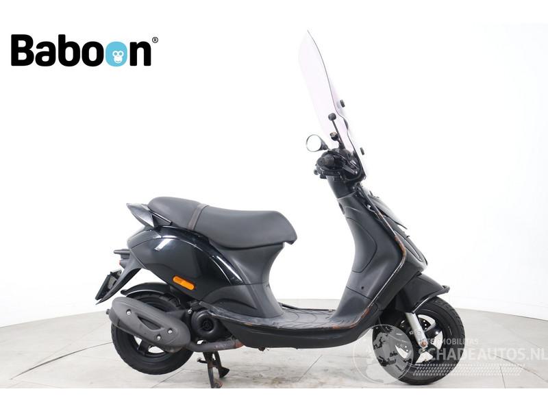 Piaggio  Zip 25KM