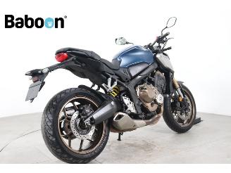 Honda CB 650 R picture 2