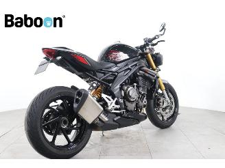 Triumph Speed Triple 1200 RS picture 2