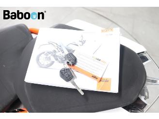 KTM 125 Duke  picture 26