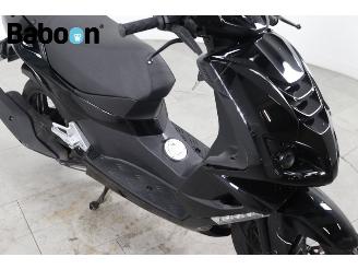 Peugeot  Speedfight 4 45KM picture 15