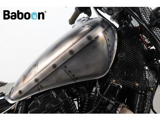 Honda  VT 700 C Shadow picture 11