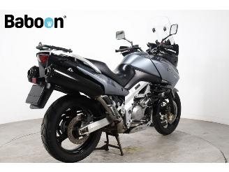 Suzuki  DL 1000 V-Strom picture 2