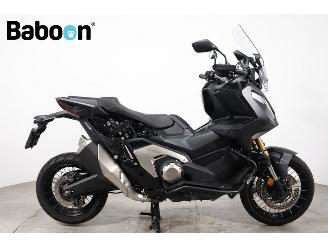 Honda  X-ADV picture 1