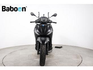 Piaggio Beverly 400 HPE picture 3