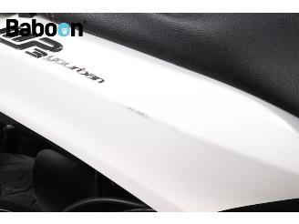 Piaggio MP3 300 Yourban S picture 23