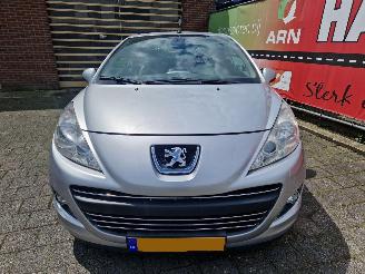 Peugeot 207 207cc 1.6 16v T-sport picture 8