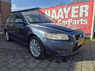 Damaged car Volvo V-50 1.6 D Edition II 2008/11