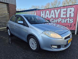 krockskadad bil auto Fiat Bravo 1.4 dynamic 2007/6