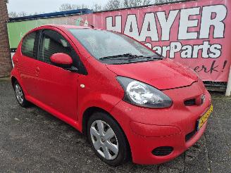 skadebil auto Toyota Aygo 1.0 12v access AIRCO 2009/6