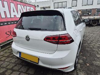 Volkswagen Golf 1.4 TSI Business edition R connected picture 3
