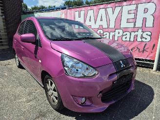 Voiture accidenté Mitsubishi Space-star 1.0 bright 2015/2