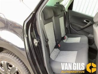 Volkswagen Polo Polo V (6R), Hatchback, 2009 / 2017 1.2 12V BlueMotion Technology picture 15