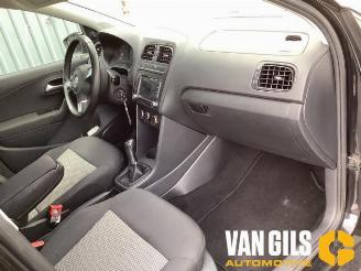 Volkswagen Polo Polo V (6R), Hatchback, 2009 / 2017 1.2 12V BlueMotion Technology picture 13