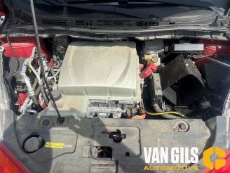 Nissan Leaf Leaf (ZE0), Hatchback, 2010 / 2017 Leaf picture 8