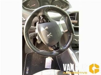 Peugeot 308 308 SW (L4/L9/LC/LJ/LR), Combi 5-drs, 2014 / 2021 1.2 12V e-THP PureTech 130 picture 11