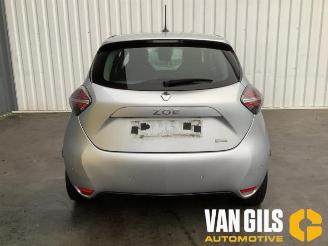 Salvage car Renault Zoé Zoe (AG), Hatchback 5-drs, 2012 R135 2020/2