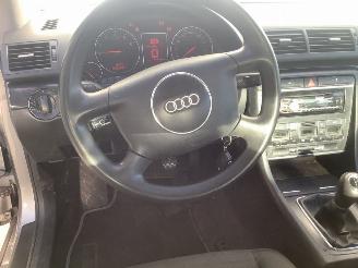 Audi A4 1.6 Sedan picture 18