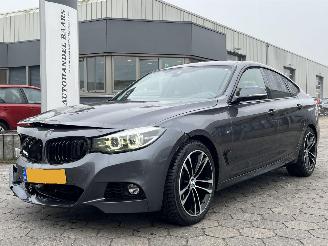 Coche accidentado BMW 3-serie GT 320i M x-Drive High Exe 2019/1