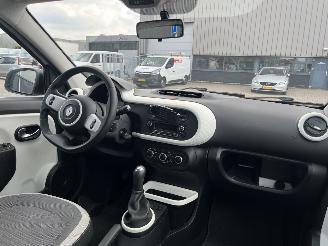 Renault Twingo 1.0 SCe Collection picture 13