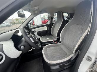 Renault Twingo 1.0 SCe Collection picture 15