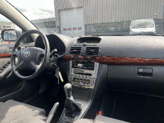 Toyota Avensis Wagon 2.0 VVTi Linea Sol picture 14