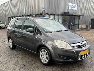  Opel Zafira 1.8 Cosmo 7 PERSOONS 2010/12
