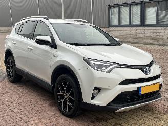 Coche accidentado Toyota Rav-4 2.5 Hybrid Style 2016/4