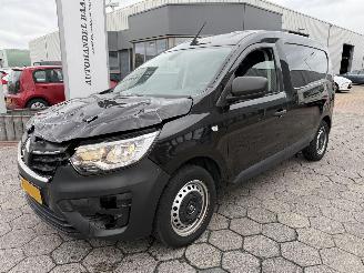 krockskadad bil bedrijf Renault Kangoo 1.5 dCi 75 Comfort 2022/3