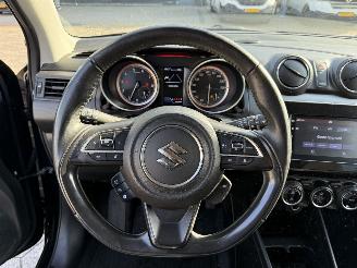 Suzuki Swift 1.2 Style Smart Hybrid picture 13