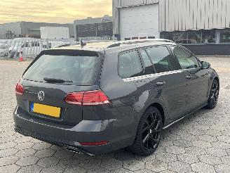 Volkswagen Golf Variant 2.0 TDI Highline Business R picture 4