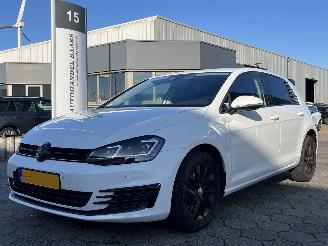 Volkswagen Golf 1.2 TSI Highline picture 1