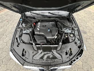 BMW 5-serie 520i High Executive picture 7