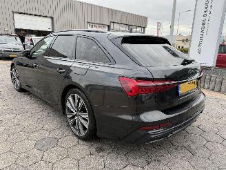 krockskadad bil auto Audi A6 Avant 55 TFSI e quattro Competition 2021/1