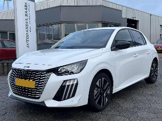 Vaurioauto  passenger cars Peugeot 208 1.2 PureTech 100 Allure 2024/2