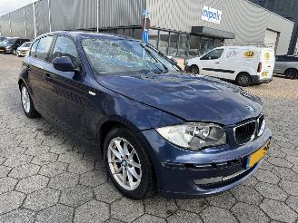 Coche accidentado BMW 1-serie 118i Business Line 2010/6