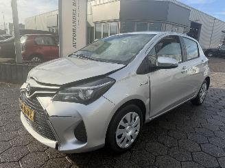 skadebil auto Toyota Yaris 1.5 Hybrid Aspiration Autm 2016/1