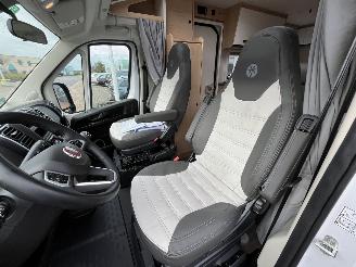 Sunlight  2.2 Adventure Edition V60 103KW picture 16