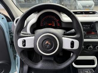 Renault Twingo 1.0 SCe Collection picture 17