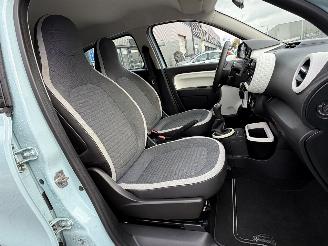 Renault Twingo 1.0 SCe Collection picture 14