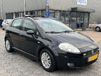 Fiat Grande Punto 1.4-16V Sport 120pk picture 3