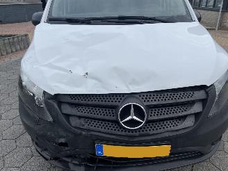 Mercedes Vito 114 CDI Lang picture 11