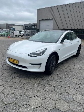 skadebil auto Tesla Model 3 Standard RWD Plus 60 kWh 2019/12
