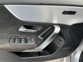 Mercedes A-klasse 180 Business Solution AMG AUTOMAAT PANO picture 20